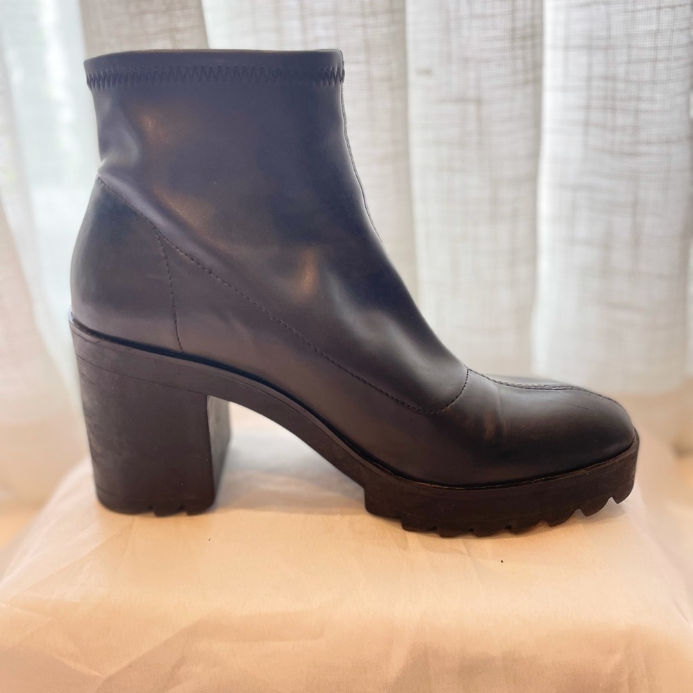 Zara Trafaluc Black Chunky slip on Ankle boot